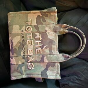 Marc Jacobs Green Camouflage Jacquard Medium Tote Bag